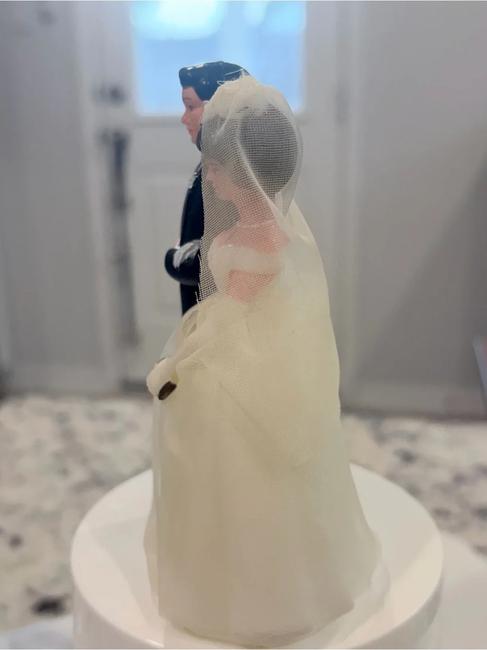 Vintage Wilton Bride & Groom Wedding Cake Topper Veil Plastic White Black 1988